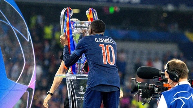 Futbolun Zirvesi Doha'da Aydınlandı: 2025 FIFA The Best Ödülleri Sahiplerini Buldu!