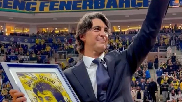 Potanın Efsanesi Ölümsüzleşti: İbrahim Kutluay'ın Forması Ülker Arena’da!