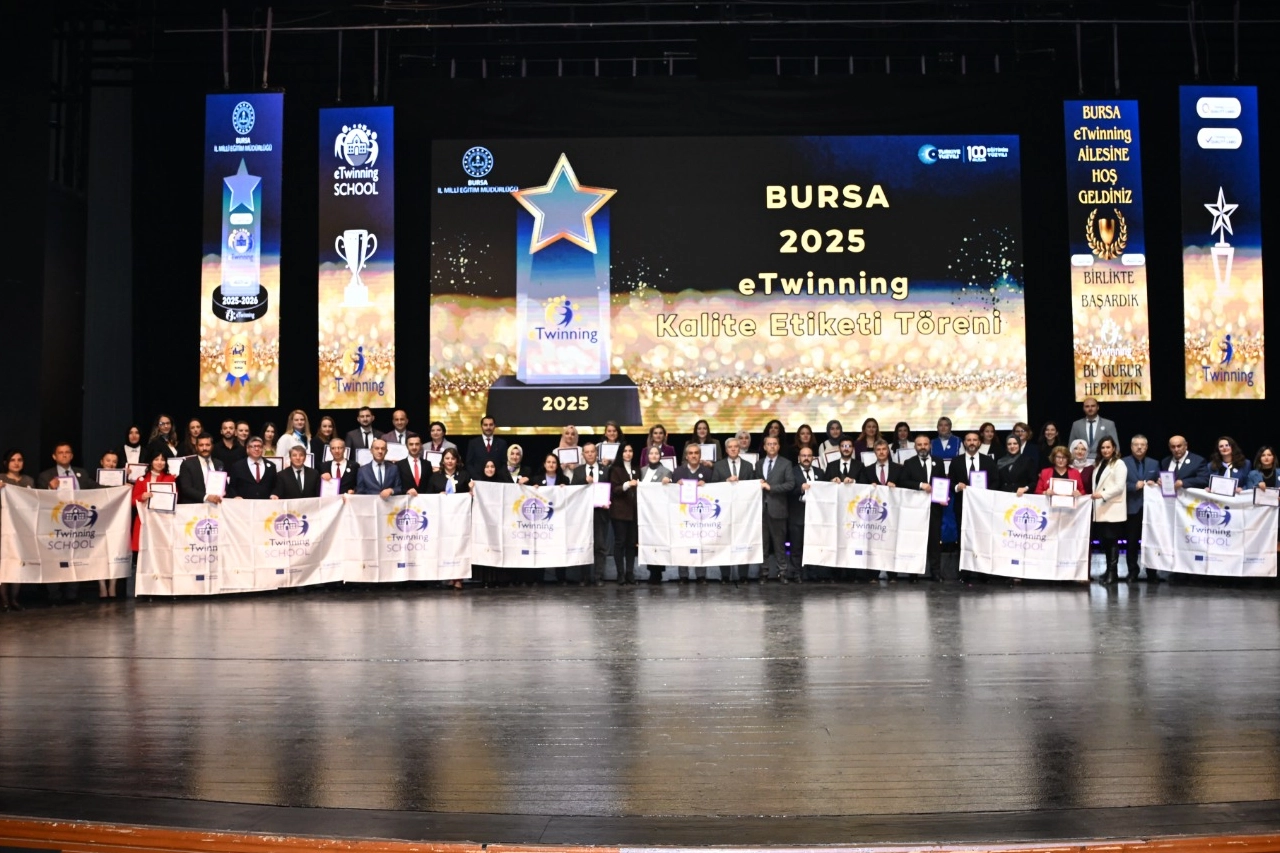 Bursa'da 700 öğretmene 'eTwinning kalite etiketi'