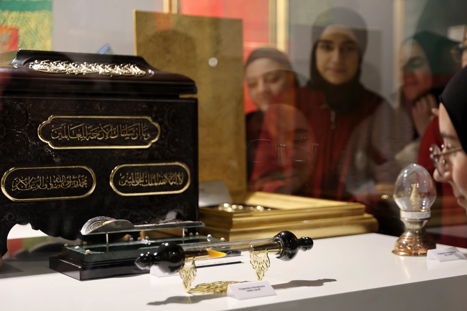 Mukaddes hatıralar Gaziantep’te vatandaşlarla buluşuyor