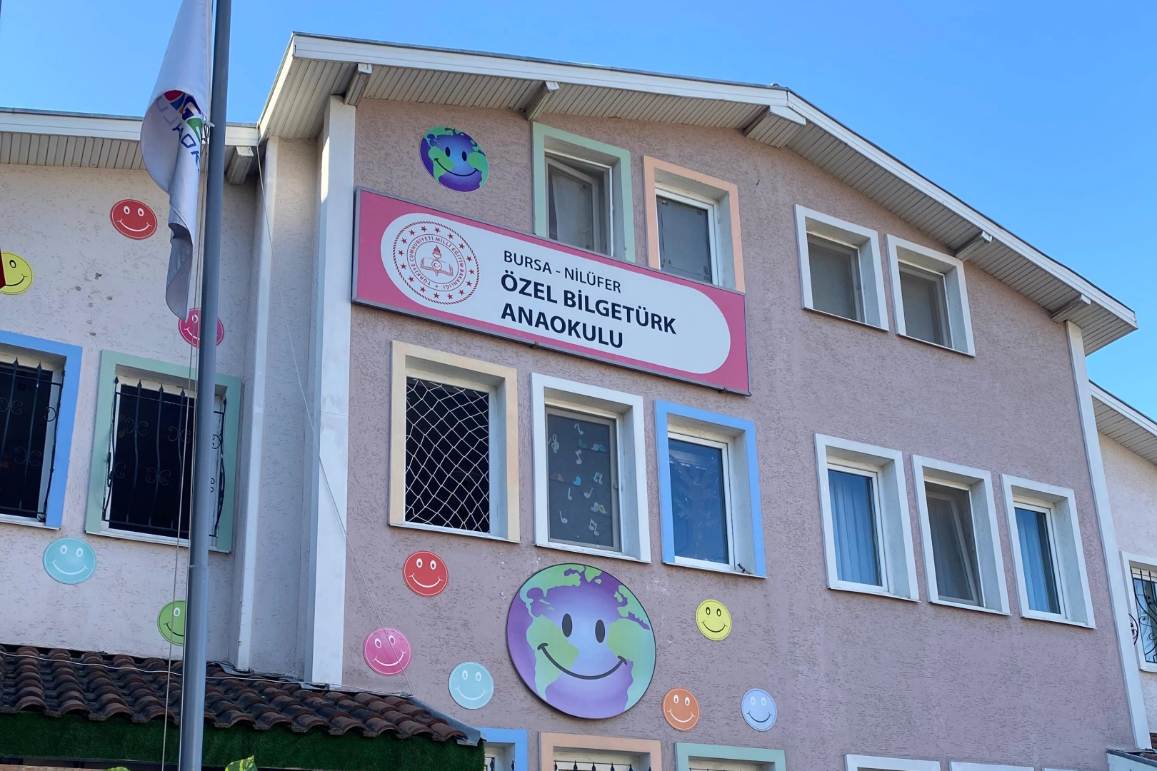 Bursa'da milli değerler ve modern yaklaşımlarla çocukları yarınlara hazırlıyor